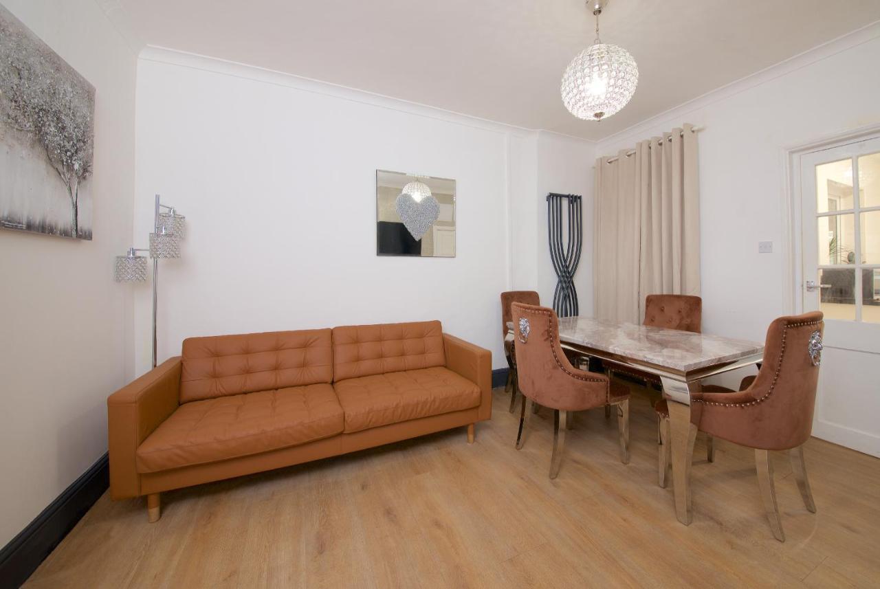 Ideal Abode Abbots 4 En-Suite Chester Zewnętrze zdjęcie